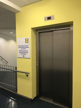 Aufzug Aufzug