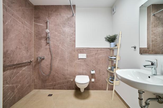 Badezimmer (Bsp.) Badezimmer (Bsp.)
