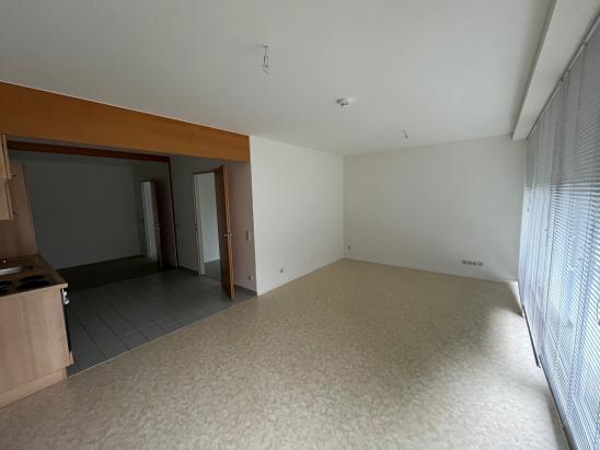 Wohnzimmer (Beispiel) Wohnzimmer (Beispiel)